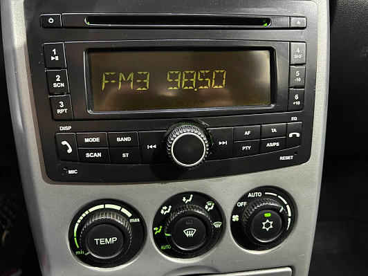 Lada (ВАЗ) Priora Люкс, 2012 года, пробег 150000 км