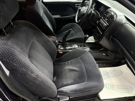 Hyundai Sonata, 2005 года, пробег 242817 км