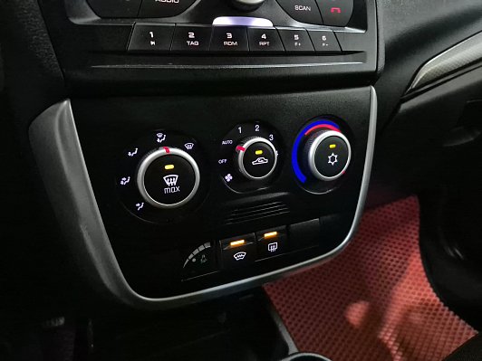 Lada (ВАЗ) Granta, 2019 года, пробег 118250 км
