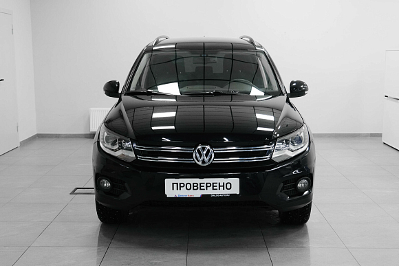Volkswagen Tiguan Avenue, 2013 года, пробег 209000 км