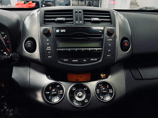 Toyota RAV4 Луна, 2009 года, пробег 293500 км