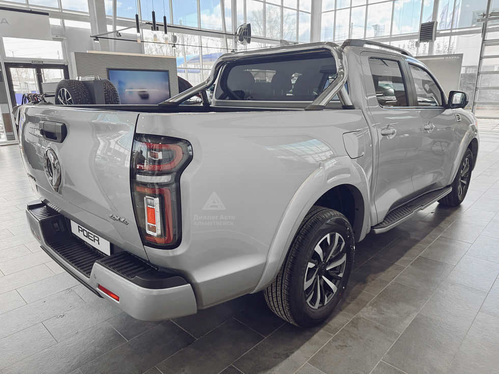 Great Wall Poer Премиум, серебряный