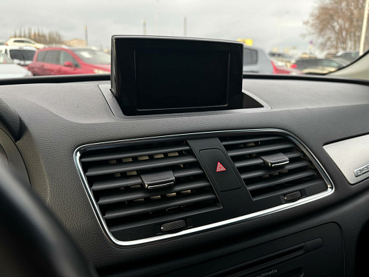 Audi Q3, 2012 года, пробег 215883 км