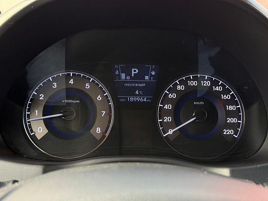 Hyundai Solaris Family, 2011 года, пробег 190000 км