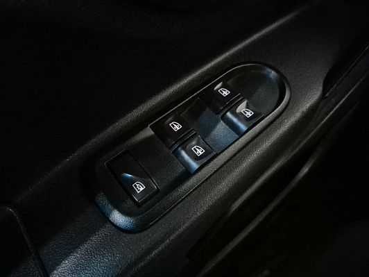 Lada (ВАЗ) XRAY Comfort, 2017 года, пробег 143590 км