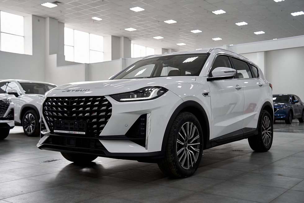 JETOUR X70 PLUS Люкс, белый