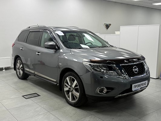 Nissan Pathfinder Top, 2015 года, пробег 141000 км