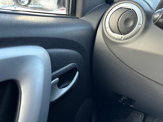 Renault Sandero, 2013 года, пробег 201287 км