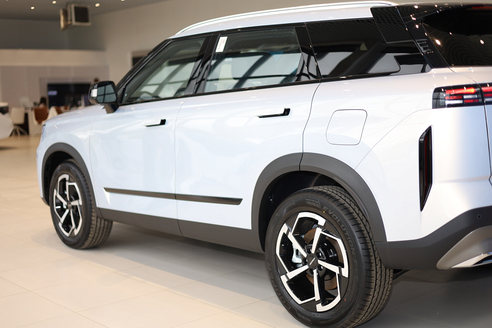 Jaecoo J7 Supreme, серебряный