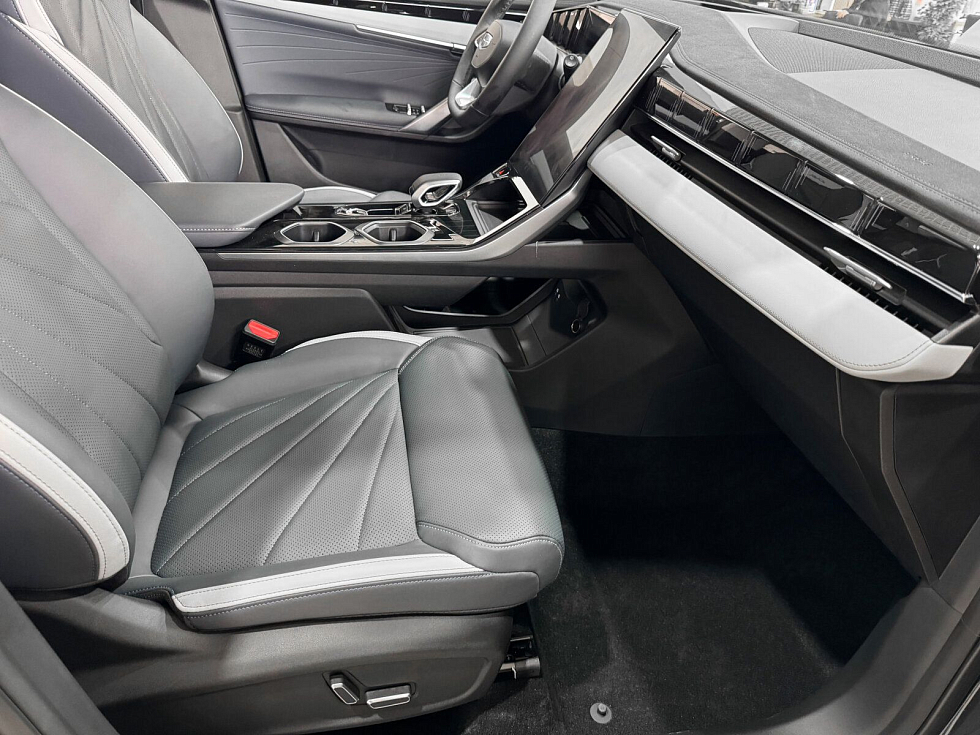 Geely Atlas Flagship, голубой