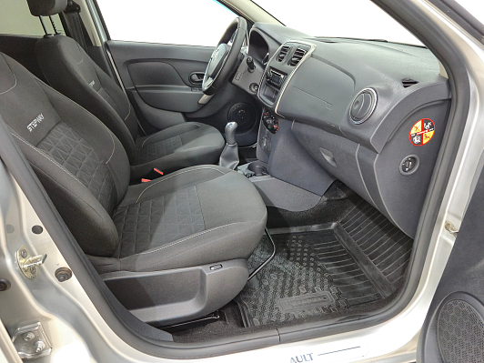 Renault Sandero Confort, 2018 года, пробег 44464 км