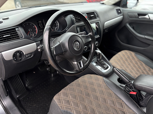 Volkswagen Jetta Comfortline, 2012 года, пробег 235500 км