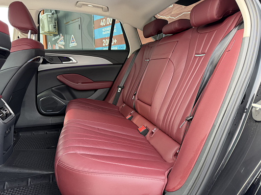 Hongqi H5 Deluxe +, 2023 года, пробег 62900 км