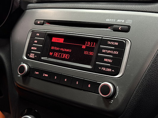 Kia Rio, 2016 года, пробег 120000 км