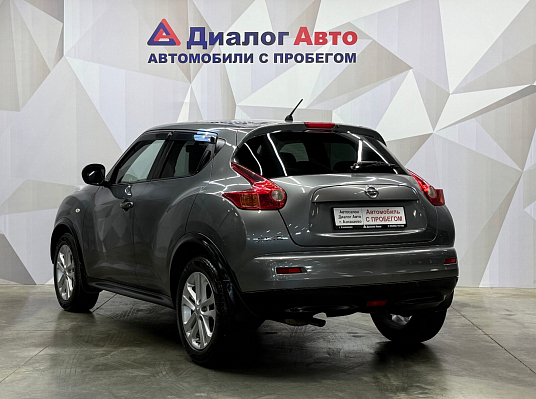Nissan Juke SE+, 2012 года, пробег 139801 км