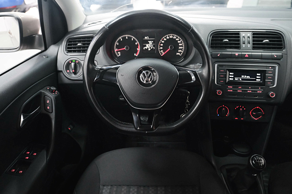 Volkswagen Polo Trendline, 2017 года, пробег 67000 км