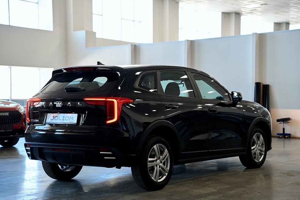 Haval Jolion Оптимум, черный