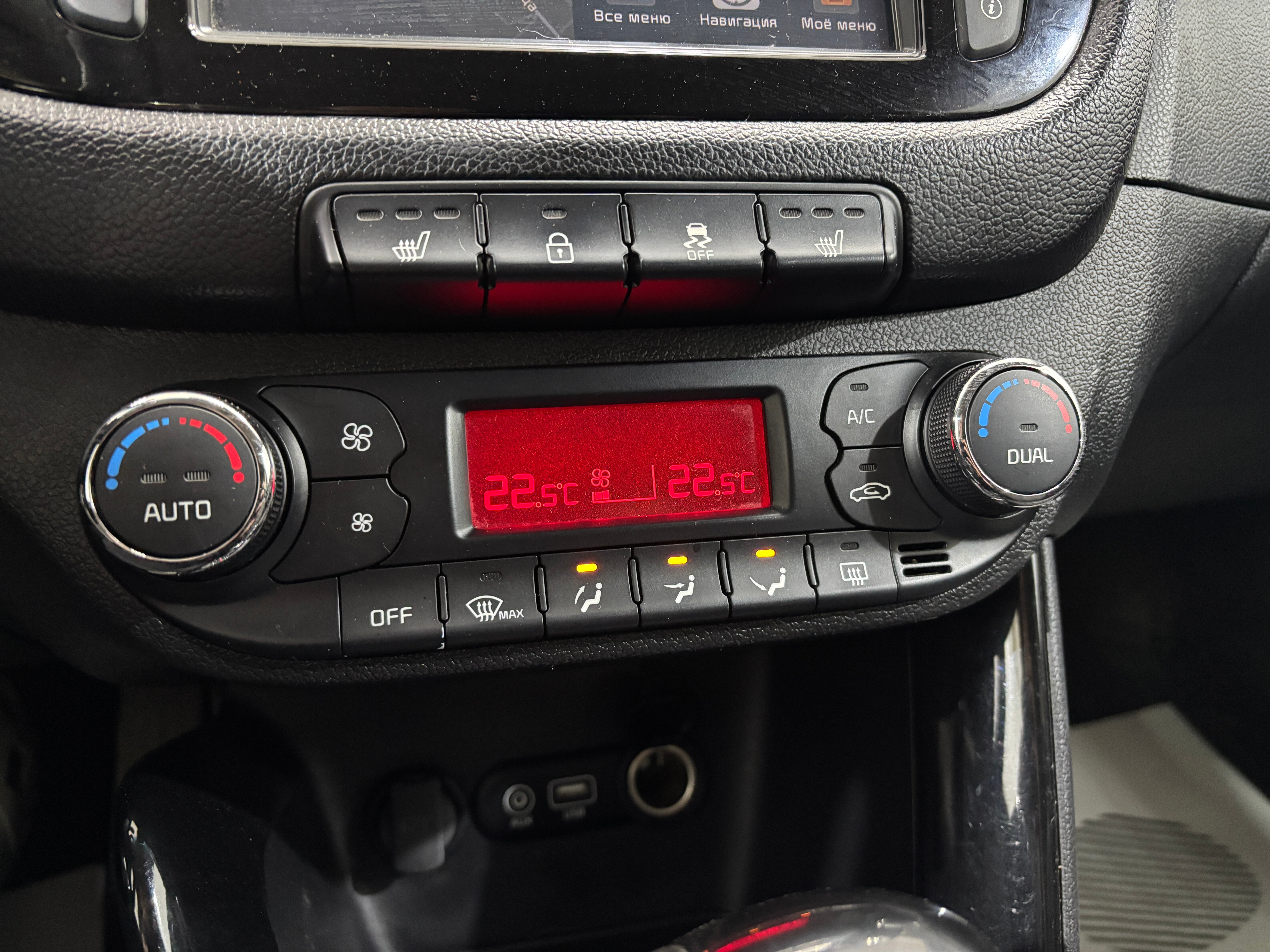 Kia Ceed Prestige, 2018 года, пробег 116811 км