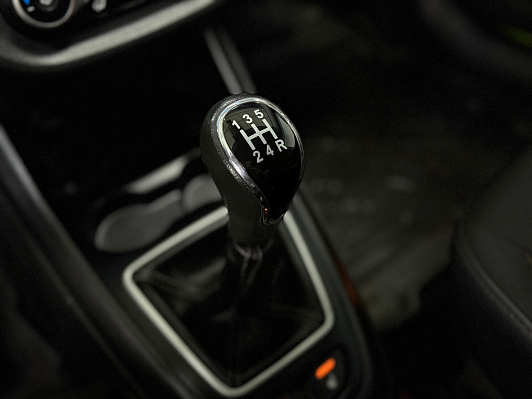 Lada (ВАЗ) Vesta Comfort Light, 2016 года, пробег 175000 км