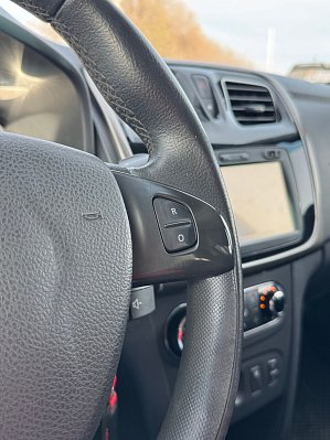 Renault Sandero, 2015 года, пробег 154950 км