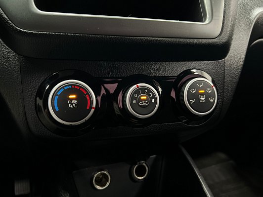 Kia Rio Comfort, 2015 года, пробег 175068 км
