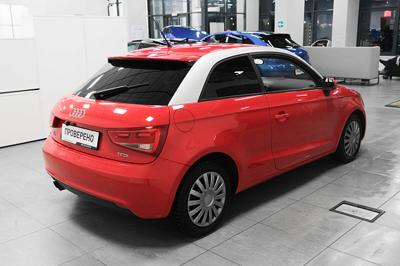 Audi A1, 2010 года, пробег 147106 км