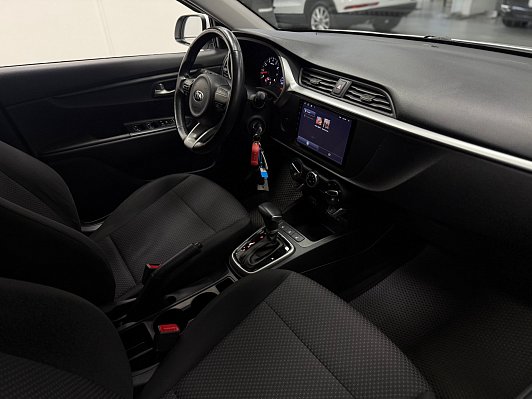 Kia Rio Comfort, 2021 года, пробег 59205 км