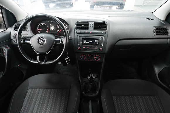 Volkswagen Polo Trendline, 2017 года, пробег 67000 км