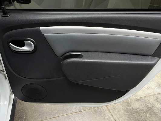 Lada (ВАЗ) Largus Luxe (7 мест), 2019 года, пробег 176635 км