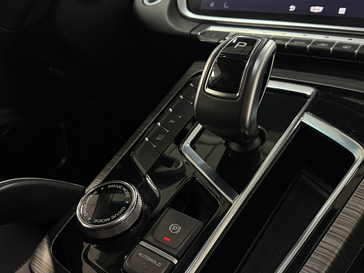 Geely Atlas Pro Luxury, 2023 года, пробег 36500 км