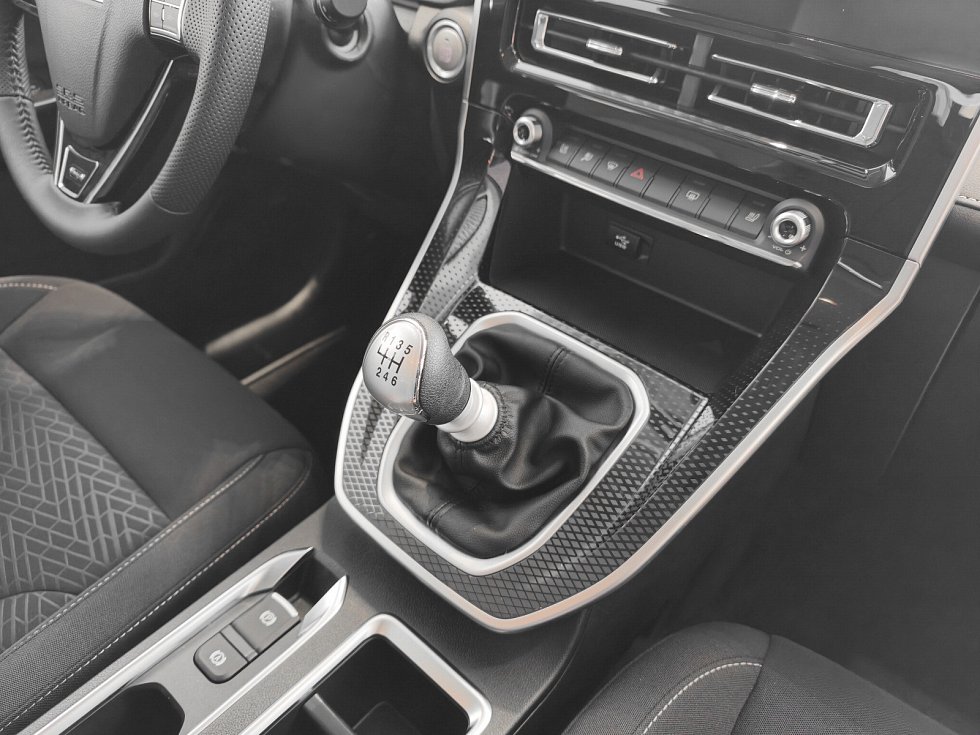 Haval M6 Оптимум, белый