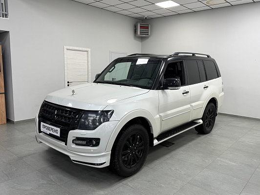 Mitsubishi Pajero GLS, 2019 года, пробег 15000 км