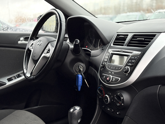 Hyundai Solaris Comfort, 2012 года, пробег 181345 км