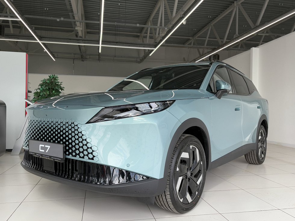 Omoda C7 Supreme, зеленый
