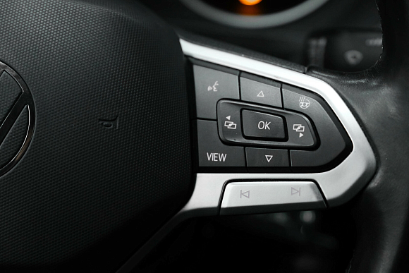 Volkswagen Tiguan Respect, 2020 года, пробег 146743 км