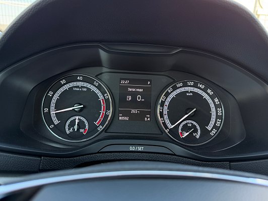 Skoda Karoq, 2022 года, пробег 80203 км