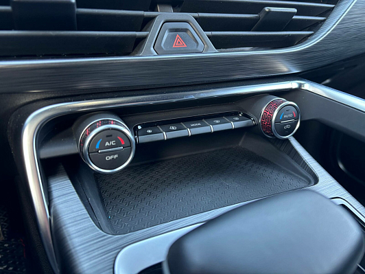 Geely Tugella, 2023 года, пробег 30100 км