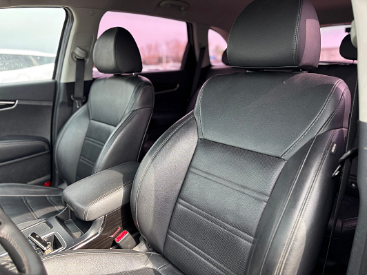 Kia Sorento, 2018 года, пробег 128656 км