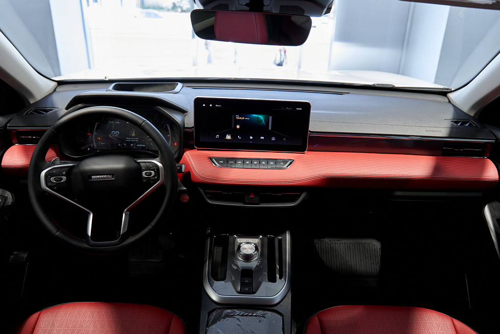 Haval Jolion Комфорт, белый