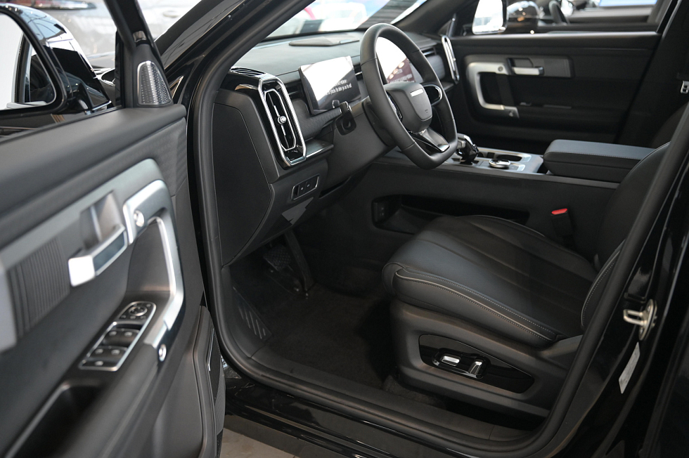 Jaecoo J7 Комфорт, черный