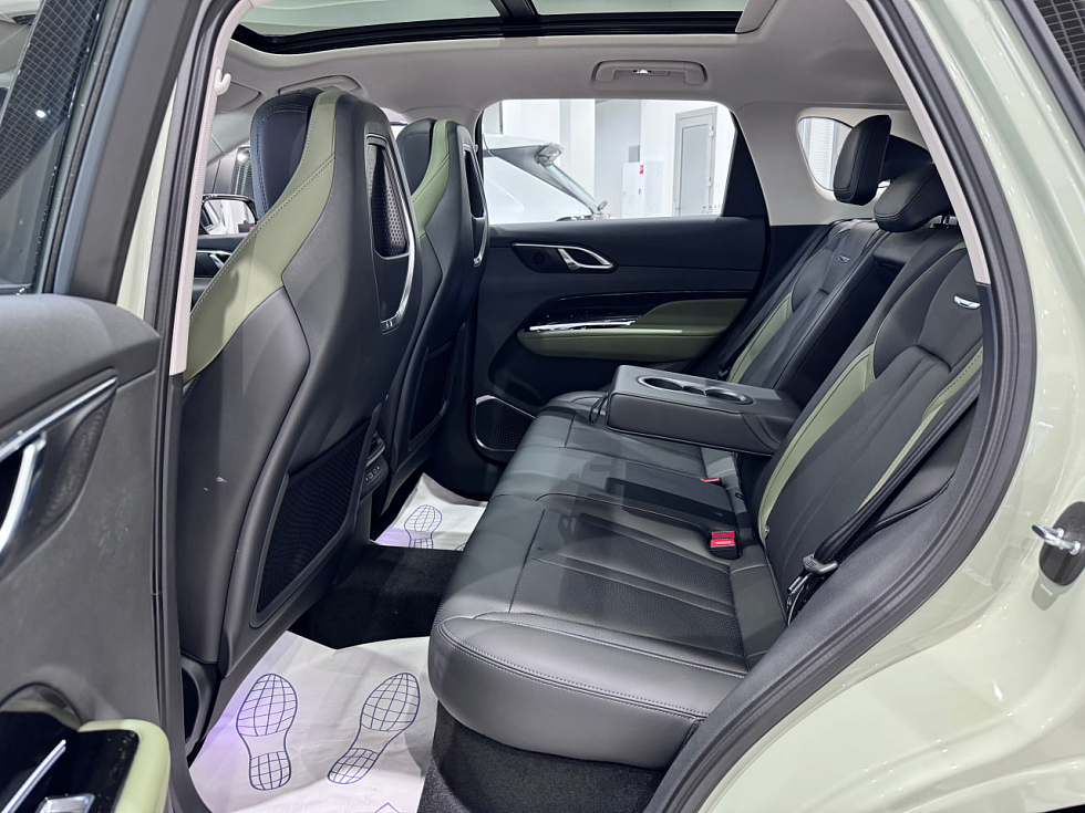 Hongqi HS3 Comfort, зеленый