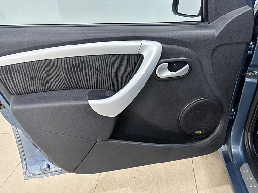 Renault Logan Prestige, 2011 года, пробег 573745 км