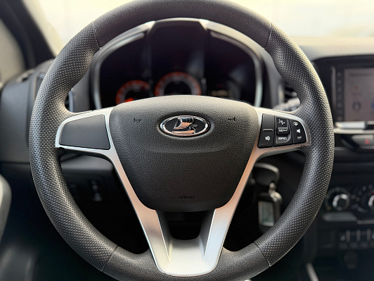 Lada (ВАЗ) XRAY BLACK, 2020 года, пробег 61200 км