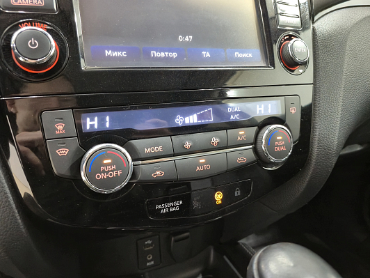 Nissan Qashqai LE Roof, 2015 года, пробег 114156 км