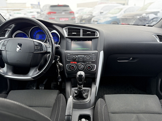 Citroen DS4 Chic, 2013 года, пробег 134000 км