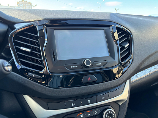 Lada (ВАЗ) Vesta Luxe Multimedia, 2019 года, пробег 88910 км