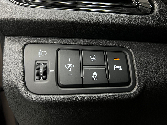 Hyundai Solaris Elegance + Prestige + Style, 2022 года, пробег 117239 км