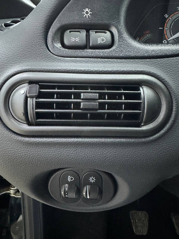 Lada (ВАЗ) Niva Travel Comfort'24 (2023-2024), зеленый