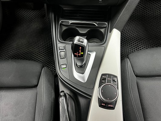 BMW 3 серии, 2019 года, пробег 189558 км