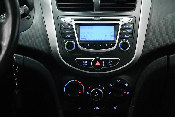 Hyundai Solaris Active, 2013 года, пробег 137000 км